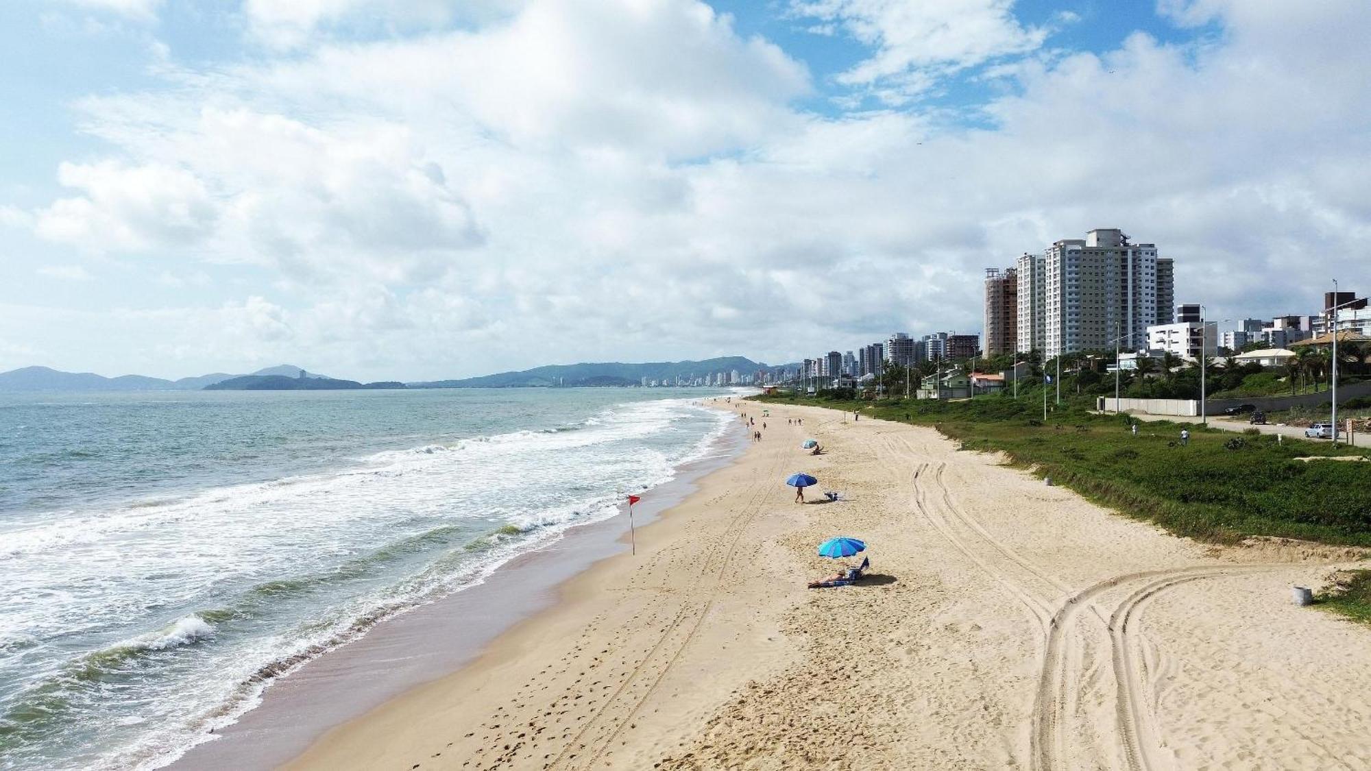 150M Da Praia Em Um Fantastico Edificio Em Balneario Picarras Lägenhet Exteriör bild